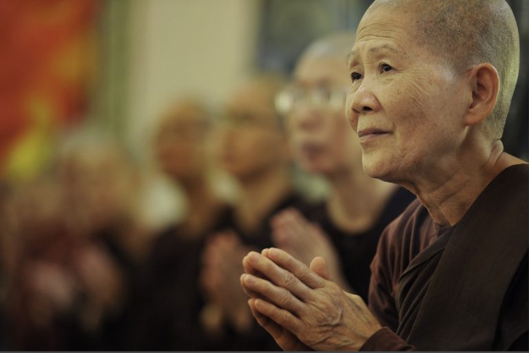 La Ordenación de Mujeres en el Buddhismo Theravada